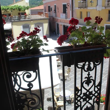 La Stanza Dell'angolo 3*