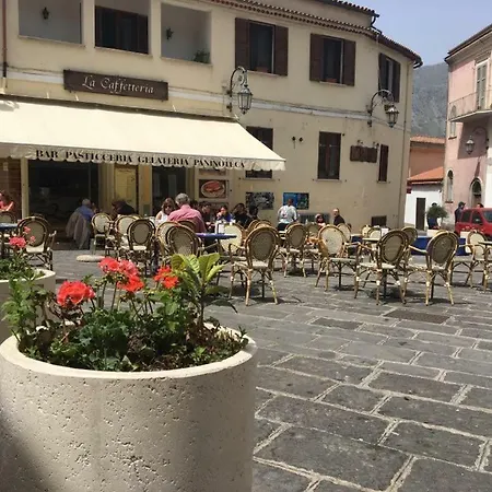 La Stanza Dell'angolo Gæstehus Maratea