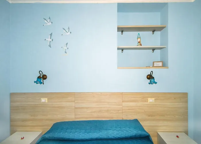 La Stanza Dell'angolo Guest house 4*