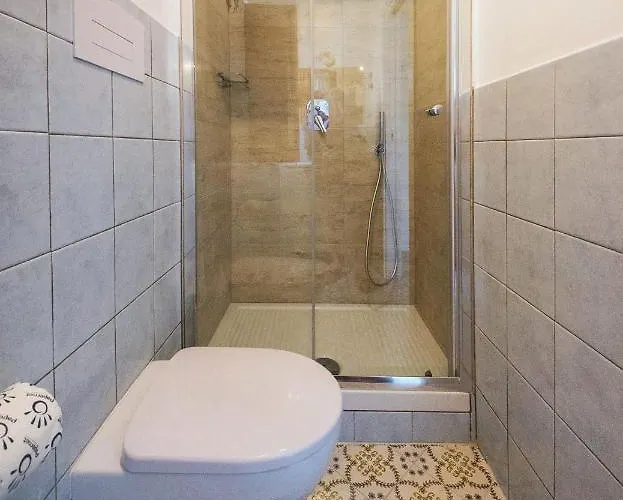 La Stanza Dell'angolo 4*