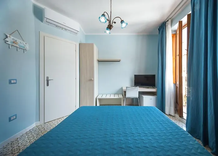 La Stanza Dell'angolo 4*