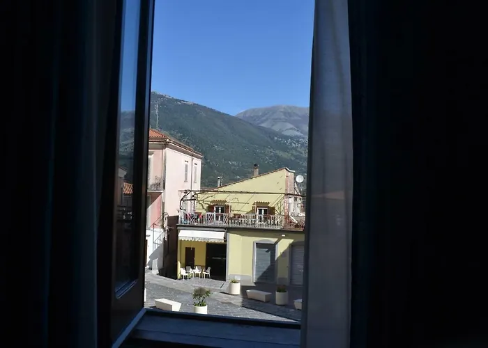 Guest house La Stanza Dell'angolo 4*