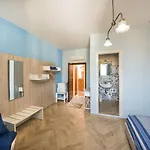 Guest house La Stanza Dell'angolo