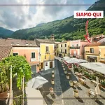La Stanza Dell'angolo Guest house 3*