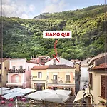 Guest house La Stanza Dell'angolo