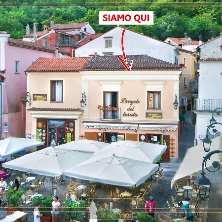 La Stanza Dell'angolo Guest house *