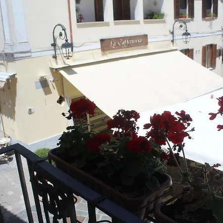 La Stanza Dell'angolo Guest house *
