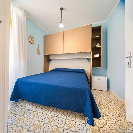 La Stanza Dell'angolo 4*