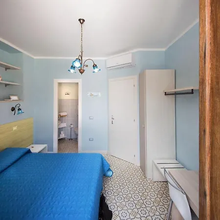 La Stanza Dell'angolo 4*