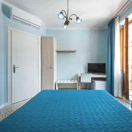 La Stanza Dell'angolo 3*