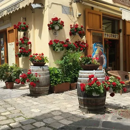 La Stanza Dell'angolo Guest house