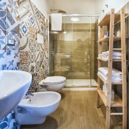 La Stanza Dell'angolo Guest house Maratea